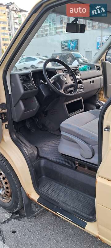 Мінівен Volkswagen Transporter 2003 в Івано-Франківську