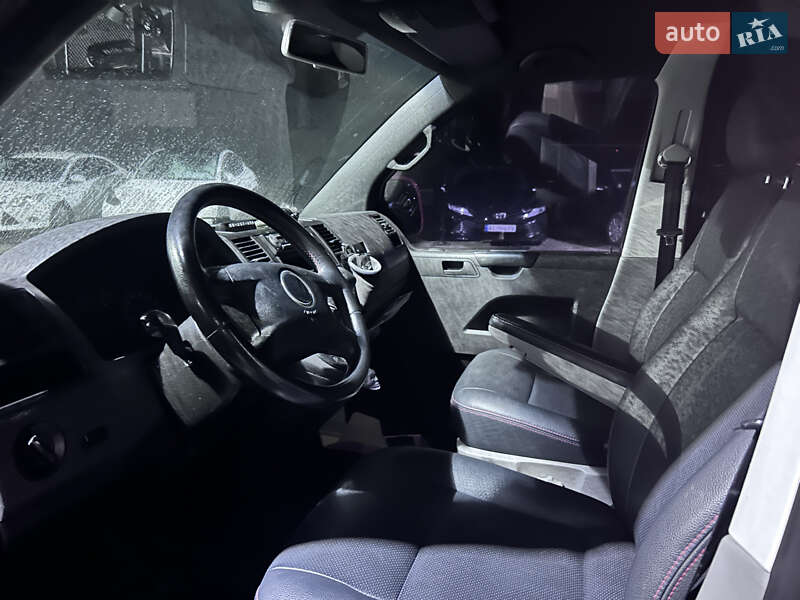 Минивэн Volkswagen Transporter 2005 в Киеве фото 5 Минивэн Volkswagen Transporter 2005 в Киеве