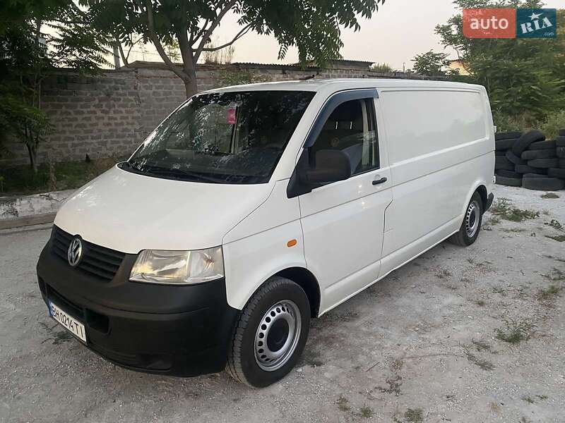 Вантажний фургон Volkswagen Transporter 2004 в Запоріжжі