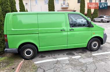 Грузовой фургон Volkswagen Transporter 2005 в  фото 2 Грузовой фургон Volkswagen Transporter 2005 в