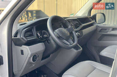 Грузовой фургон Volkswagen Transporter 2020 в 