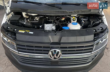 Грузовой фургон Volkswagen Transporter 2020 в 