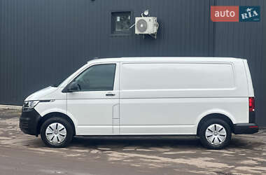 Грузовой фургон Volkswagen Transporter 2023 в  фото 17 Грузовой фургон Volkswagen Transporter 2023 в