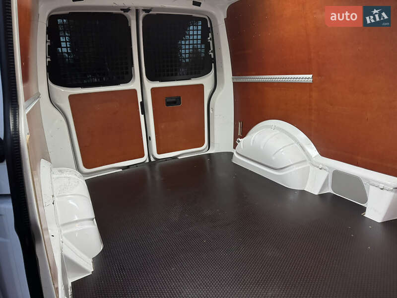 Вантажний фургон Volkswagen Transporter 2018 в Рівному фото 47 Вантажний фургон Volkswagen Transporter 2018 в Рівному