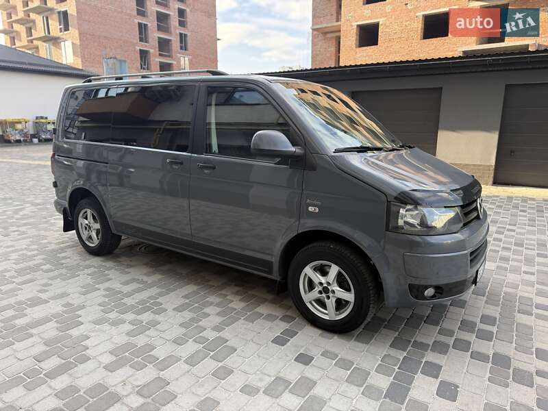 Минивэн Volkswagen Transporter 2014 в Ивано-Франковске