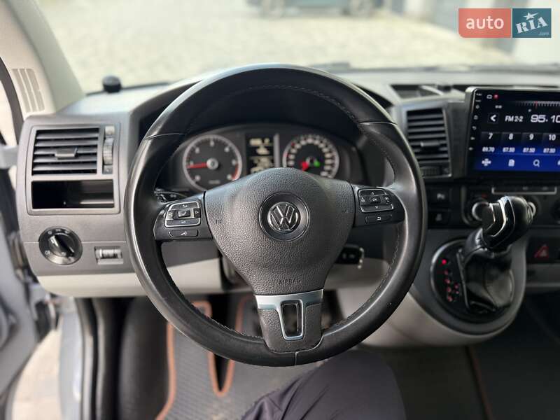 Минивэн Volkswagen Transporter 2014 в Ивано-Франковске
