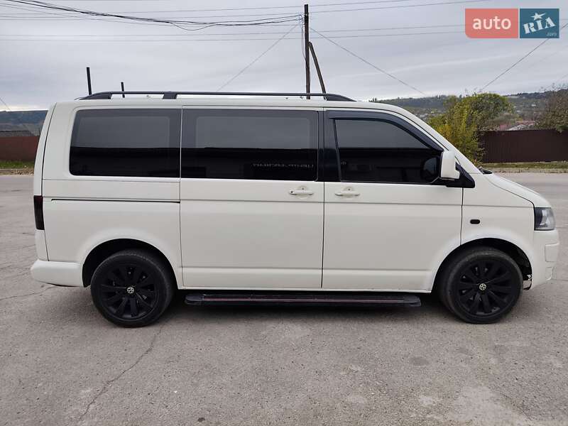 Минивэн Volkswagen Transporter 2006 в Могилев-Подольске