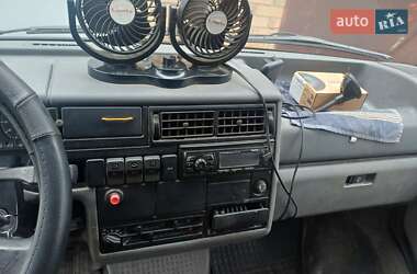 Мінівен Volkswagen Transporter 1996 в  фото 8 Мінівен Volkswagen Transporter 1996 в