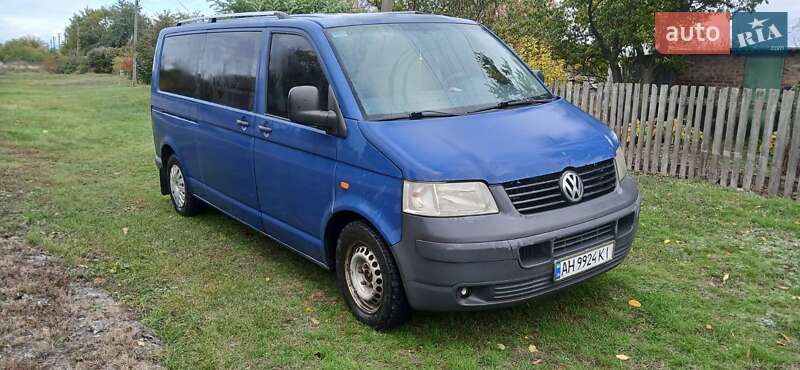 Минивэн Volkswagen Transporter 2007 в Градижске