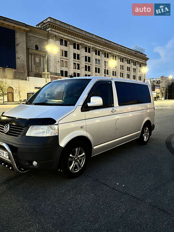 Минивэн Volkswagen Transporter 2009 в Харькове фото Минивэн Volkswagen Transporter 2009 в Харькове