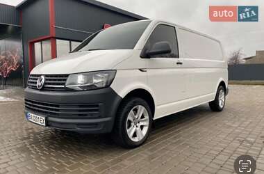 Вантажний фургон Volkswagen Transporter 2015 в Вільшанці