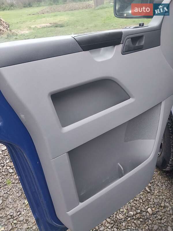 Минивэн Volkswagen Transporter 2006 в Тячеве фото 4 Минивэн Volkswagen Transporter 2006 в Тячеве