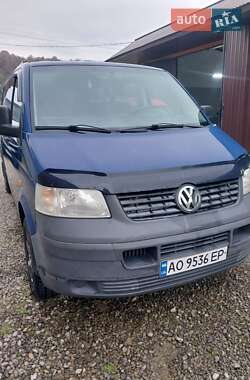 Минивэн Volkswagen Transporter 2006 в Тячеве