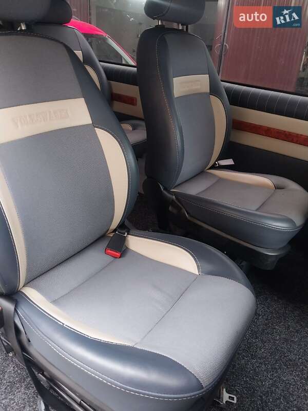 Минивэн Volkswagen Transporter 2006 в Тячеве фото 13 Минивэн Volkswagen Transporter 2006 в Тячеве
