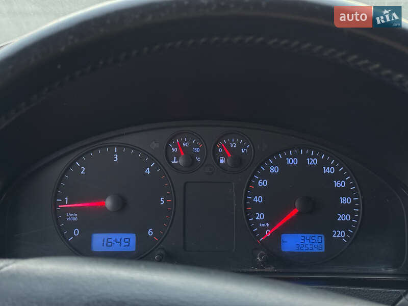 Минивэн Volkswagen Transporter 2006 в Софиевской Борщаговке