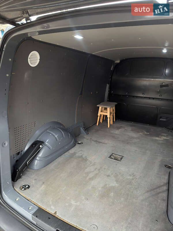 Вантажний фургон Volkswagen Transporter 2019 в Тернополі