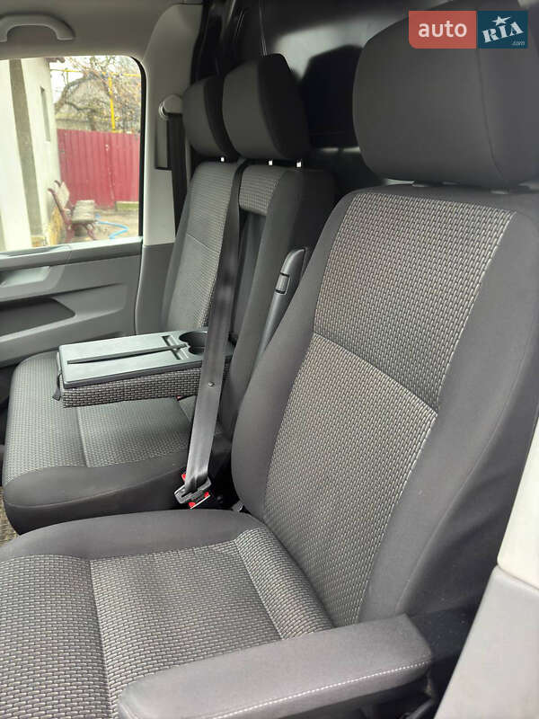 Вантажний фургон Volkswagen Transporter 2019 в Тернополі