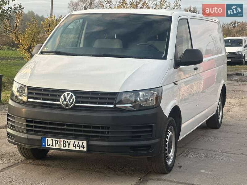 Вантажний фургон Volkswagen Transporter 2016 в Дубні фото Вантажний фургон Volkswagen Transporter 2016 в Дубні