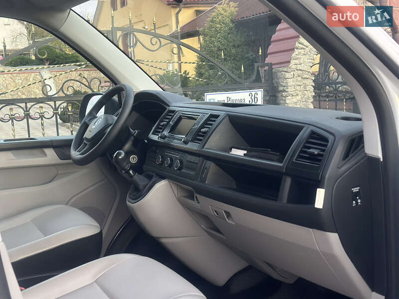 Вантажний фургон Volkswagen Transporter 2016 в Дубні фото 33 Вантажний фургон Volkswagen Transporter 2016 в Дубні