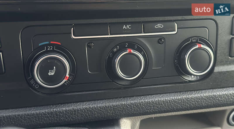 Вантажний фургон Volkswagen Transporter 2016 в Дубні фото 42 Вантажний фургон Volkswagen Transporter 2016 в Дубні