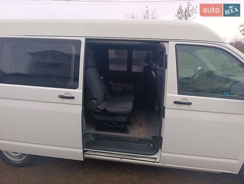 Минивэн Volkswagen Transporter 2016 в Мостиске