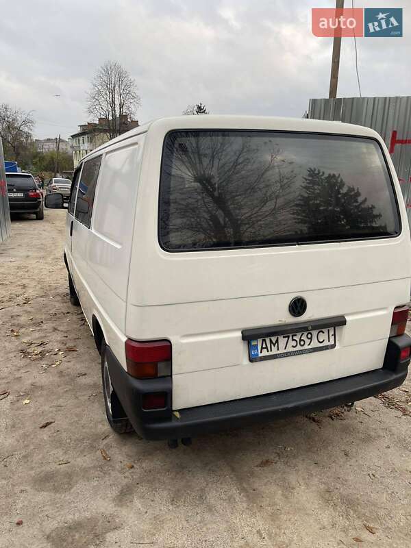 Мінівен Volkswagen Transporter 2000 в Звягелі фото 6 Мінівен Volkswagen Transporter 2000 в Звягелі