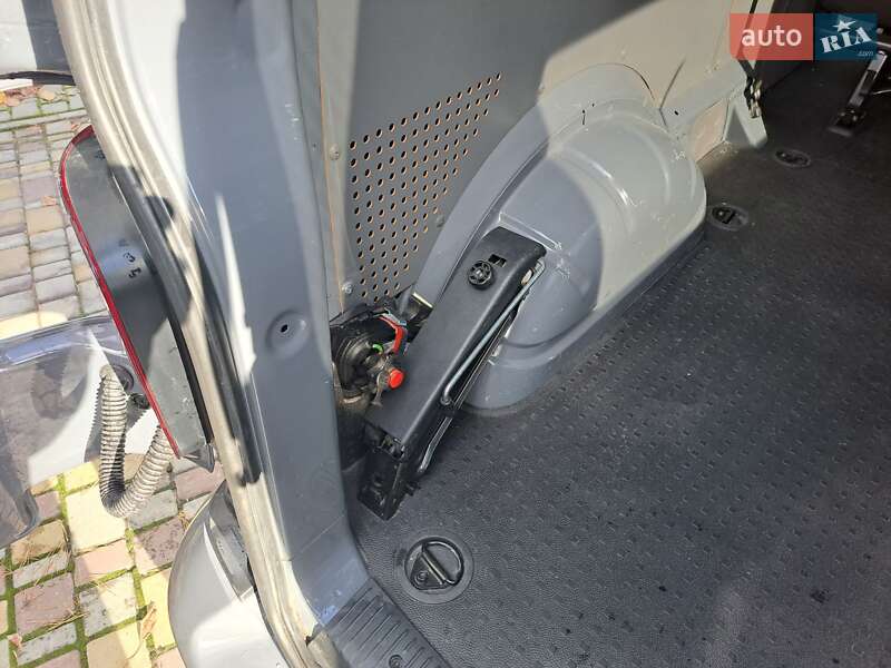 Минивэн Volkswagen Transporter 2021 в Буче