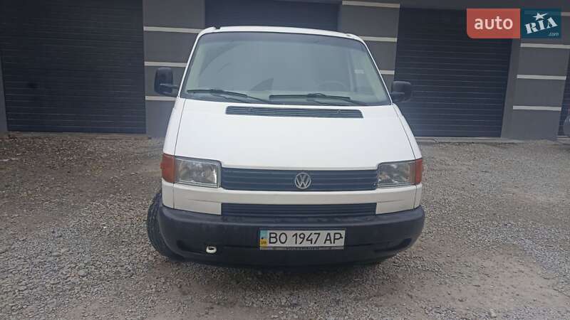 Минивэн Volkswagen Transporter 2000 в Тернополе