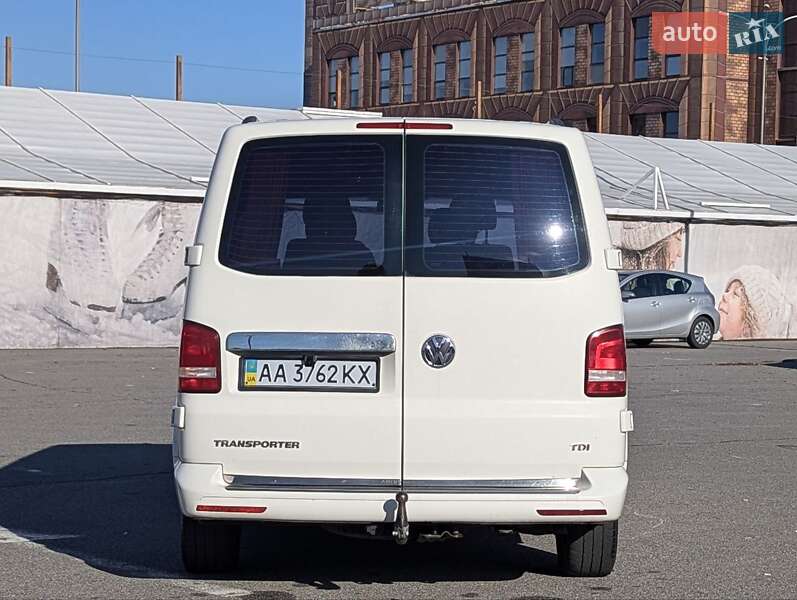 Мінівен Volkswagen Transporter 2004 в Києві