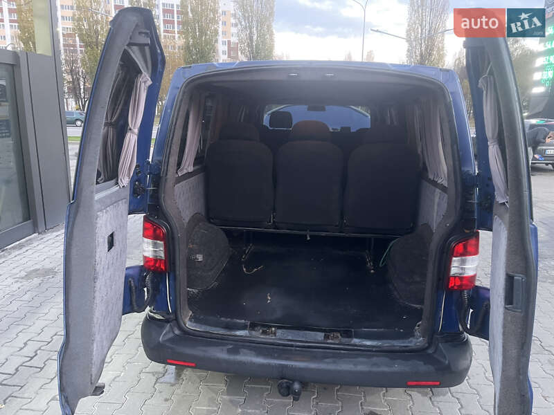 Минивэн Volkswagen Transporter 2006 в Киеве