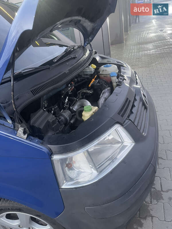 Минивэн Volkswagen Transporter 2006 в Киеве