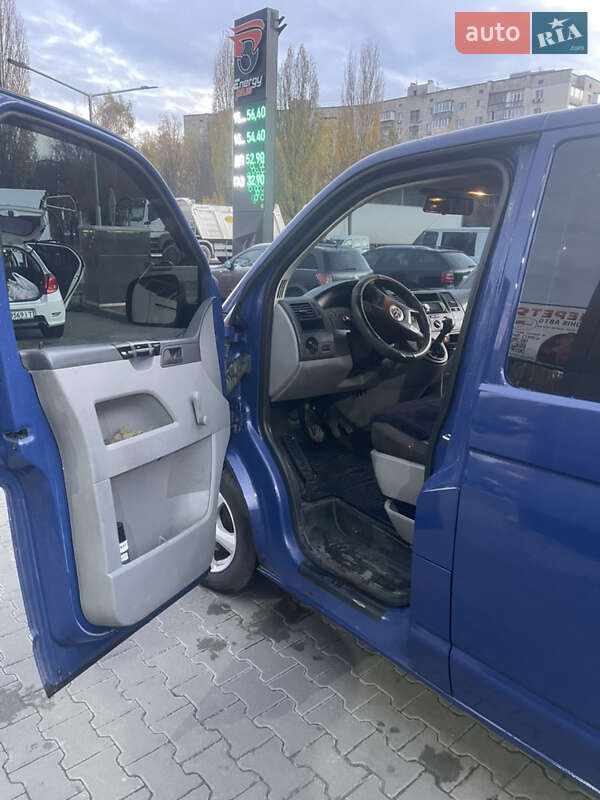 Минивэн Volkswagen Transporter 2006 в Киеве