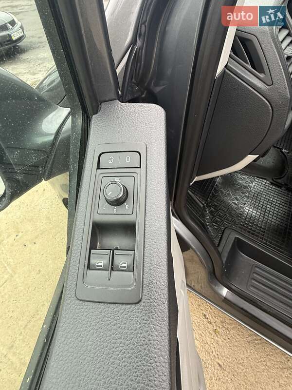 Минивэн Volkswagen Transporter 2019 в Тячеве фото 11 Минивэн Volkswagen Transporter 2019 в Тячеве