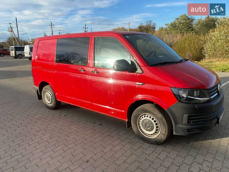Вантажний фургон Volkswagen Transporter 2016 в Львові фото 2 Вантажний фургон Volkswagen Transporter 2016 в Львові