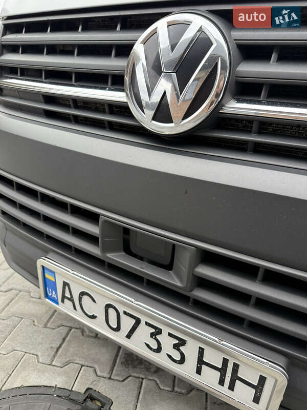 Вантажний фургон Volkswagen Transporter 2018 в Луцьку