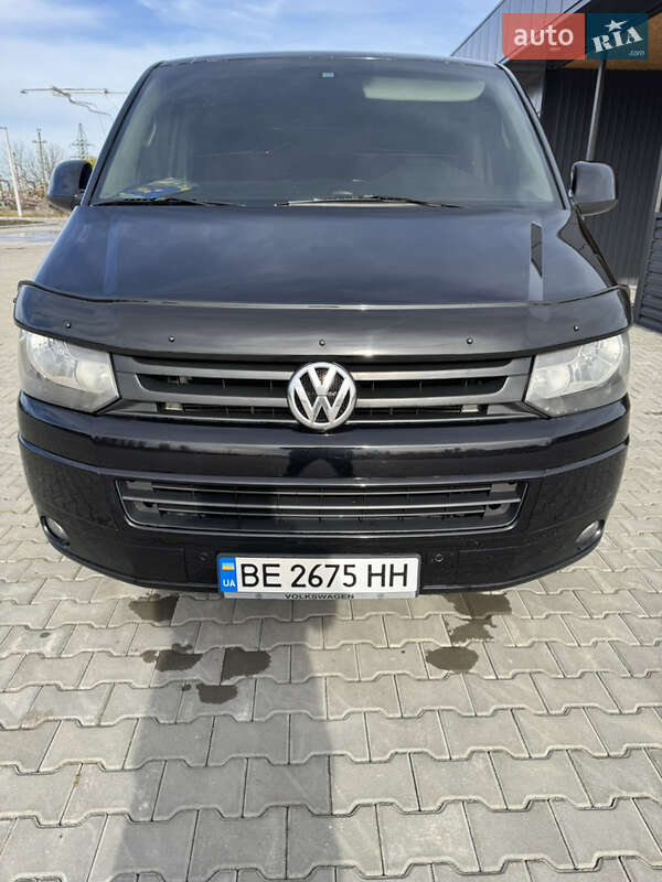 Грузовой фургон Volkswagen Transporter 2013 в Врадиевке