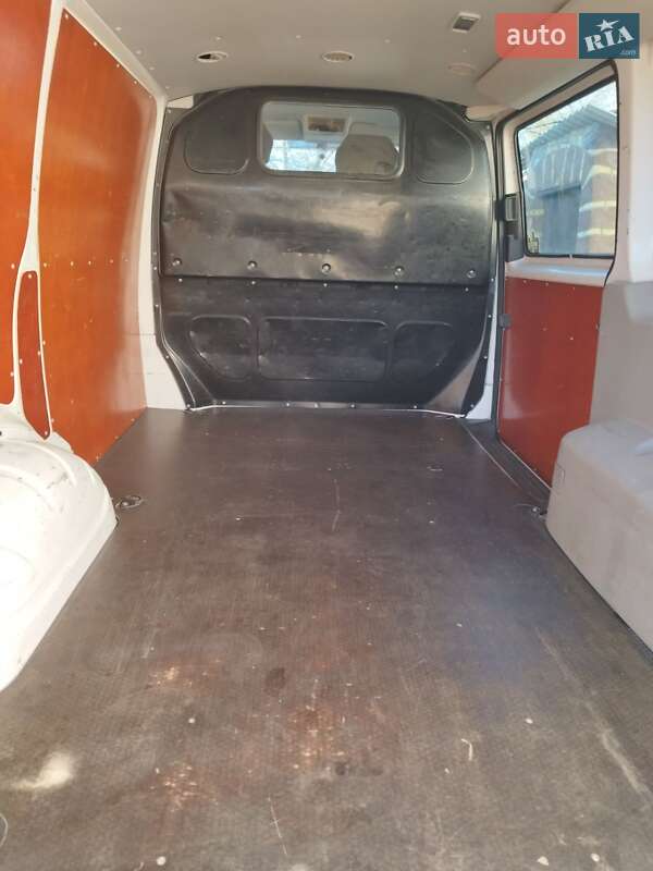 Грузовой фургон Volkswagen Transporter 2015 в Оратове фото 3 Грузовой фургон Volkswagen Transporter 2015 в Оратове