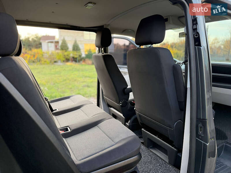 Минивэн Volkswagen Transporter 2016 в Днепре
