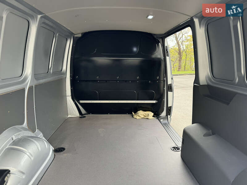 Грузовой фургон Volkswagen Transporter 2021 в Киеве фото 42 Грузовой фургон Volkswagen Transporter 2021 в Киеве