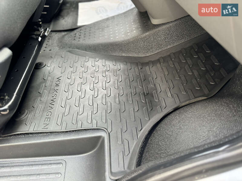 Грузовой фургон Volkswagen Transporter 2021 в Киеве фото 52 Грузовой фургон Volkswagen Transporter 2021 в Киеве