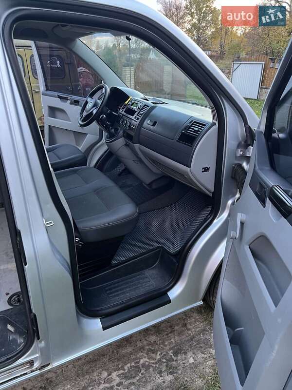 Вантажний фургон Volkswagen Transporter 2012 в Сарнах фото 20 Вантажний фургон Volkswagen Transporter 2012 в Сарнах