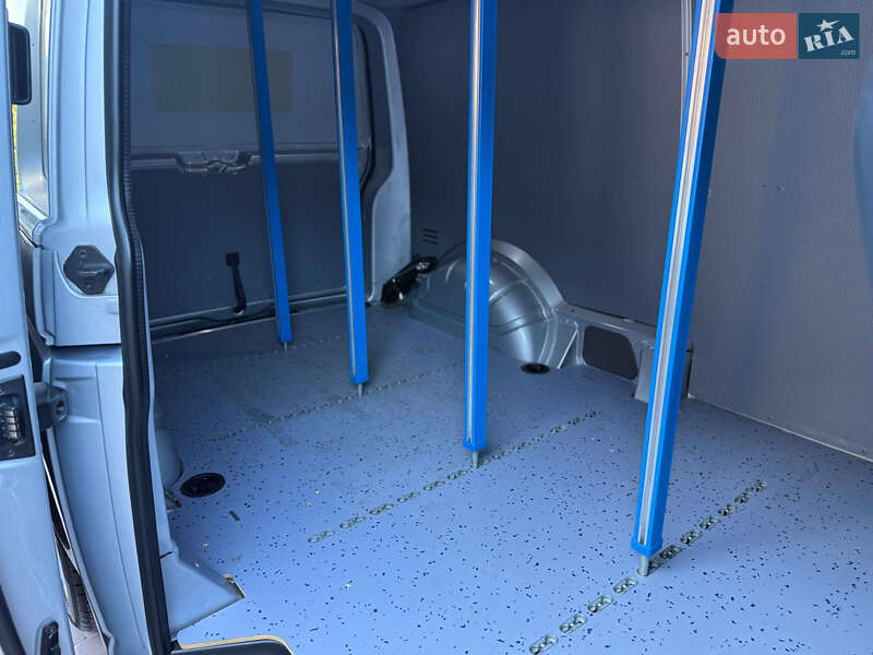 Грузовой фургон Volkswagen Transporter 2021 в Броварах фото 30 Грузовой фургон Volkswagen Transporter 2021 в Броварах