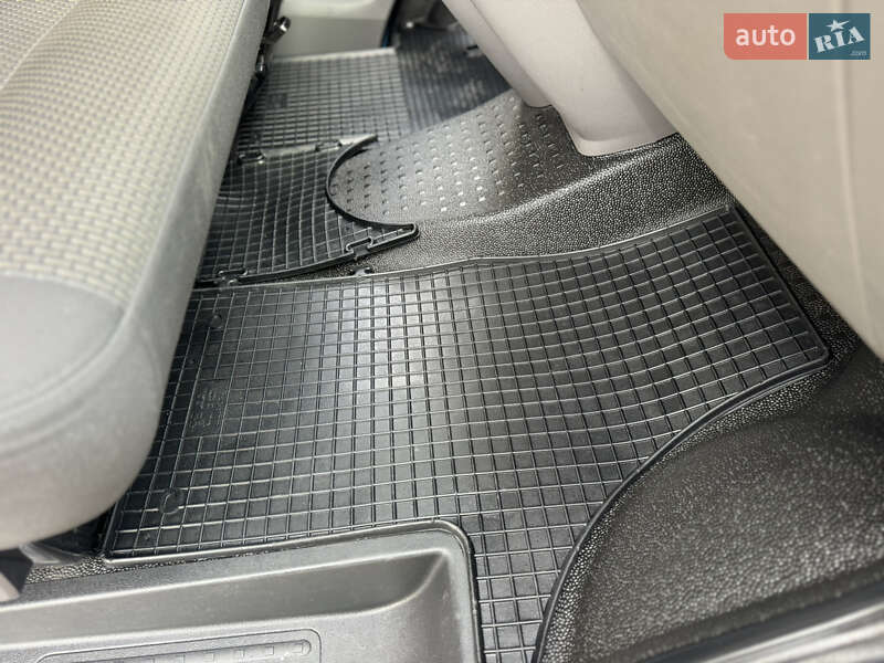 Грузовой фургон Volkswagen Transporter 2021 в Киеве фото 60 Грузовой фургон Volkswagen Transporter 2021 в Киеве