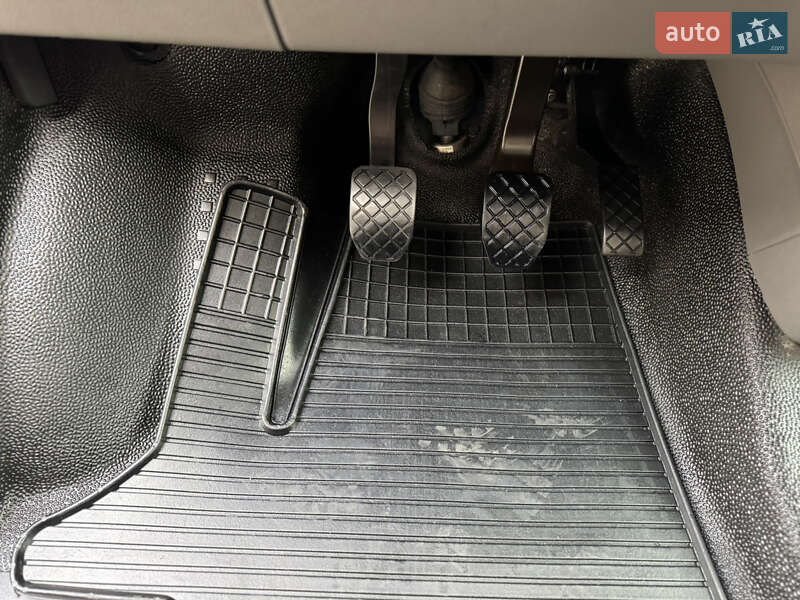 Грузовой фургон Volkswagen Transporter 2021 в Киеве фото 78 Грузовой фургон Volkswagen Transporter 2021 в Киеве