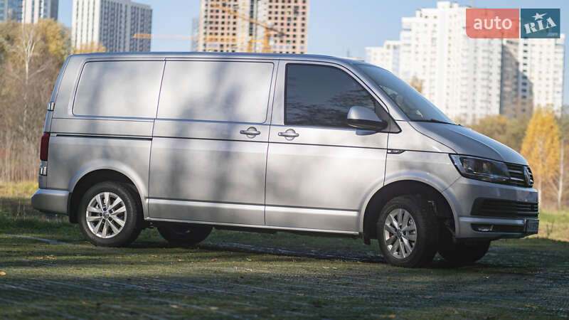 Грузовой фургон Volkswagen Transporter 2018 в Киеве