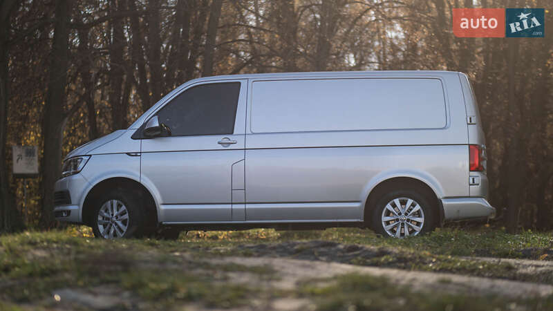 Грузовой фургон Volkswagen Transporter 2018 в Киеве