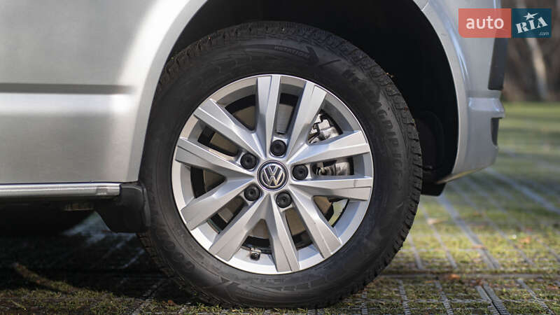 Грузовой фургон Volkswagen Transporter 2018 в Киеве