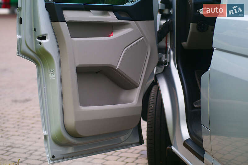Грузовой фургон Volkswagen Transporter 2018 в Киеве