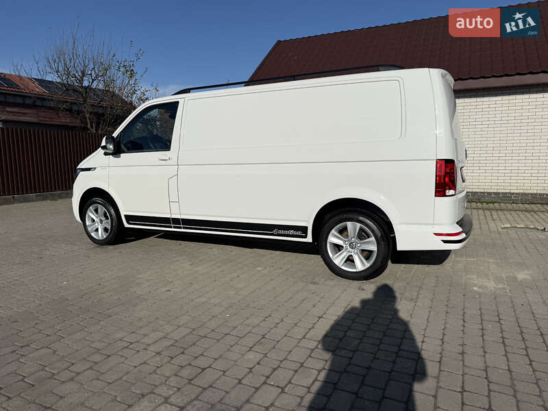 Вантажний фургон Volkswagen Transporter 2021 в Києві