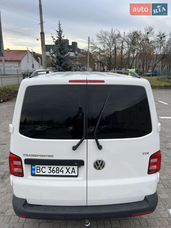 Мінівен Volkswagen Transporter 2017 в Львові